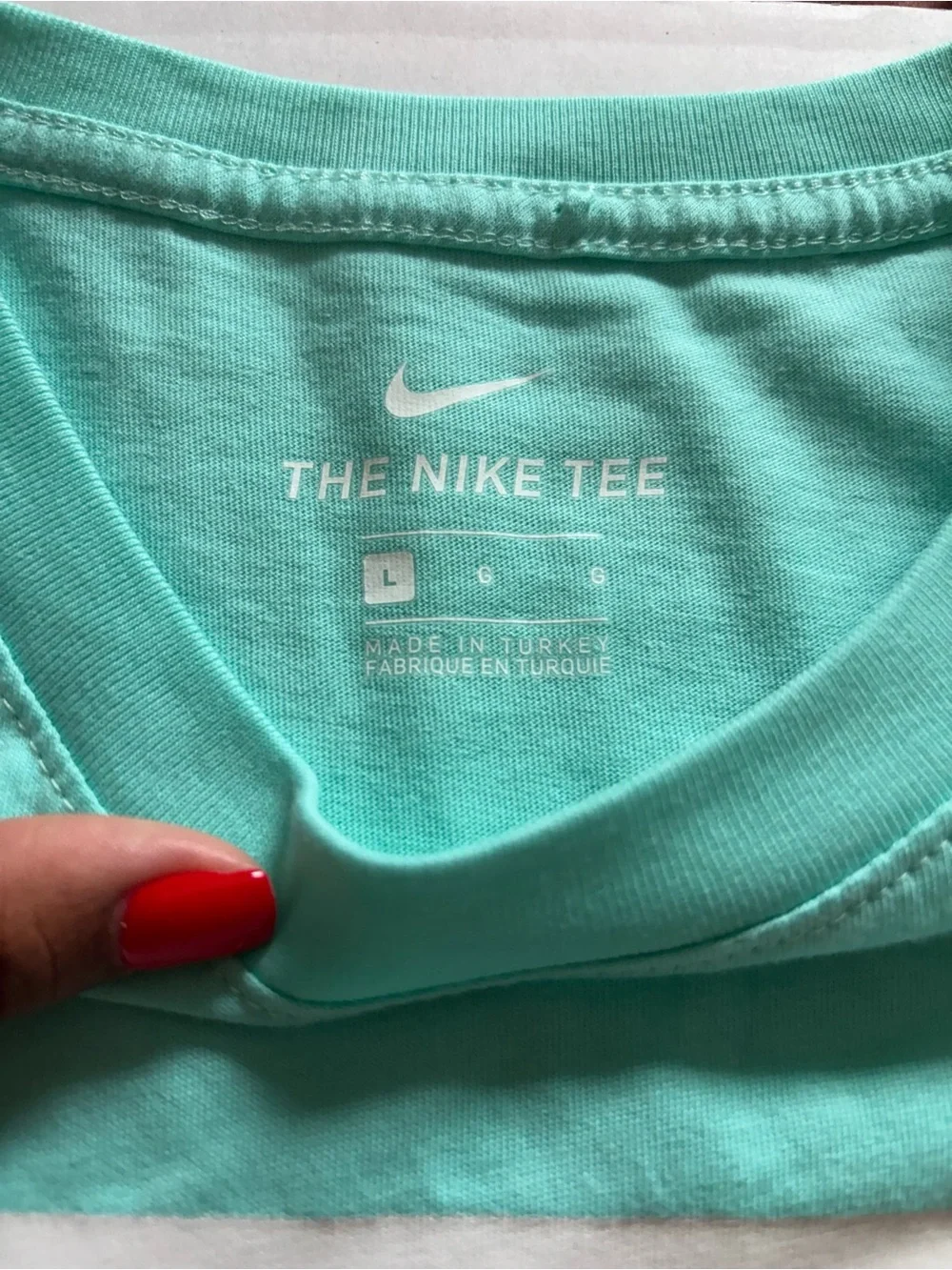 Nike bright turquoise